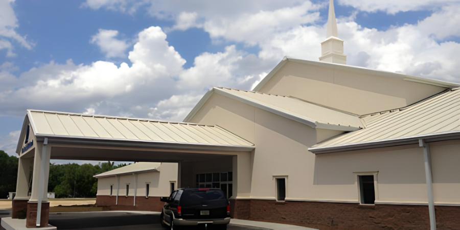 Dean Steel Buildings Installed Standing Seam Roof - Image courtesy of https://www.deansteelbuildings.com/