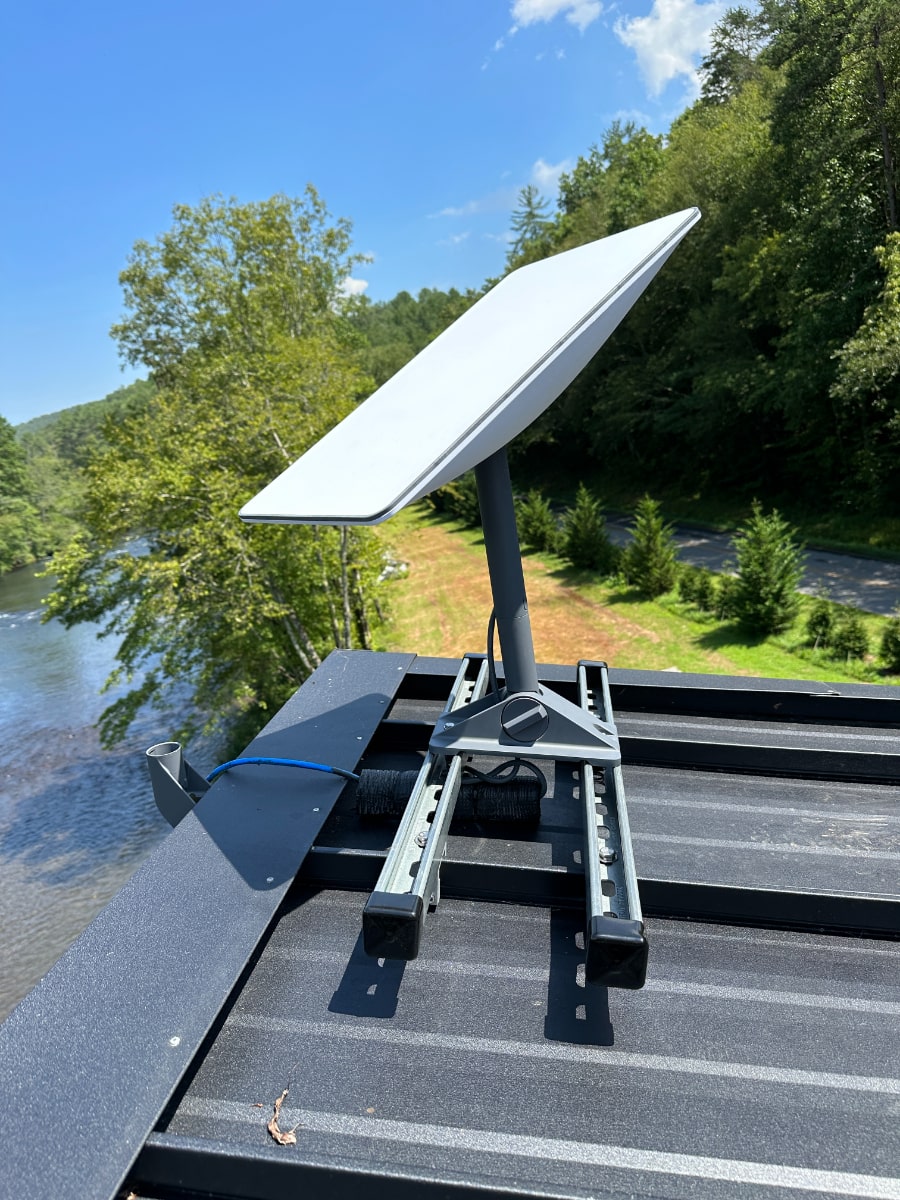 SataMount™ Mounted on Standing Seam Roof With Starlink Dish