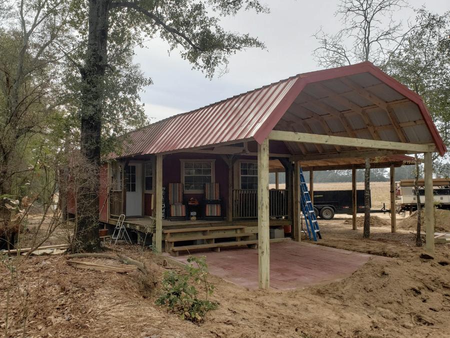 Overholt Exposed Fastener Roof - Image courtesy of https://overholtmetal.com/