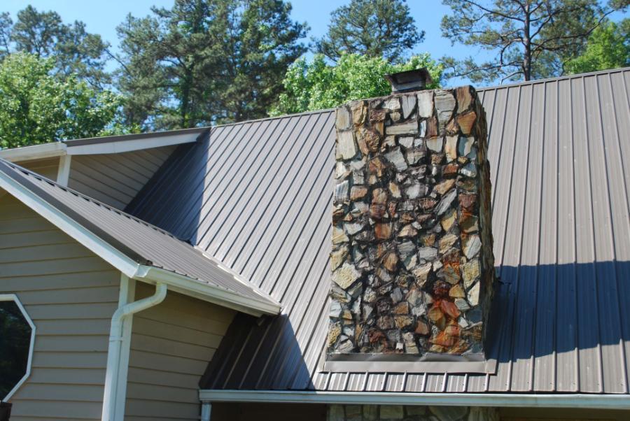 The Smith-Built exposed fastener roof installed - Image courtesy of https://www.smithbuiltmetals.com