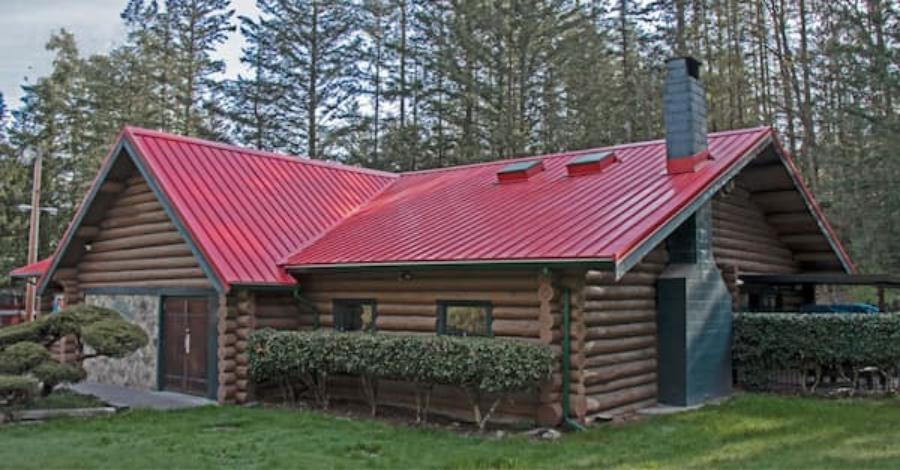 Westform Metals Standing Seam Roof Installed - Image courtesy of https://www.westform.com/